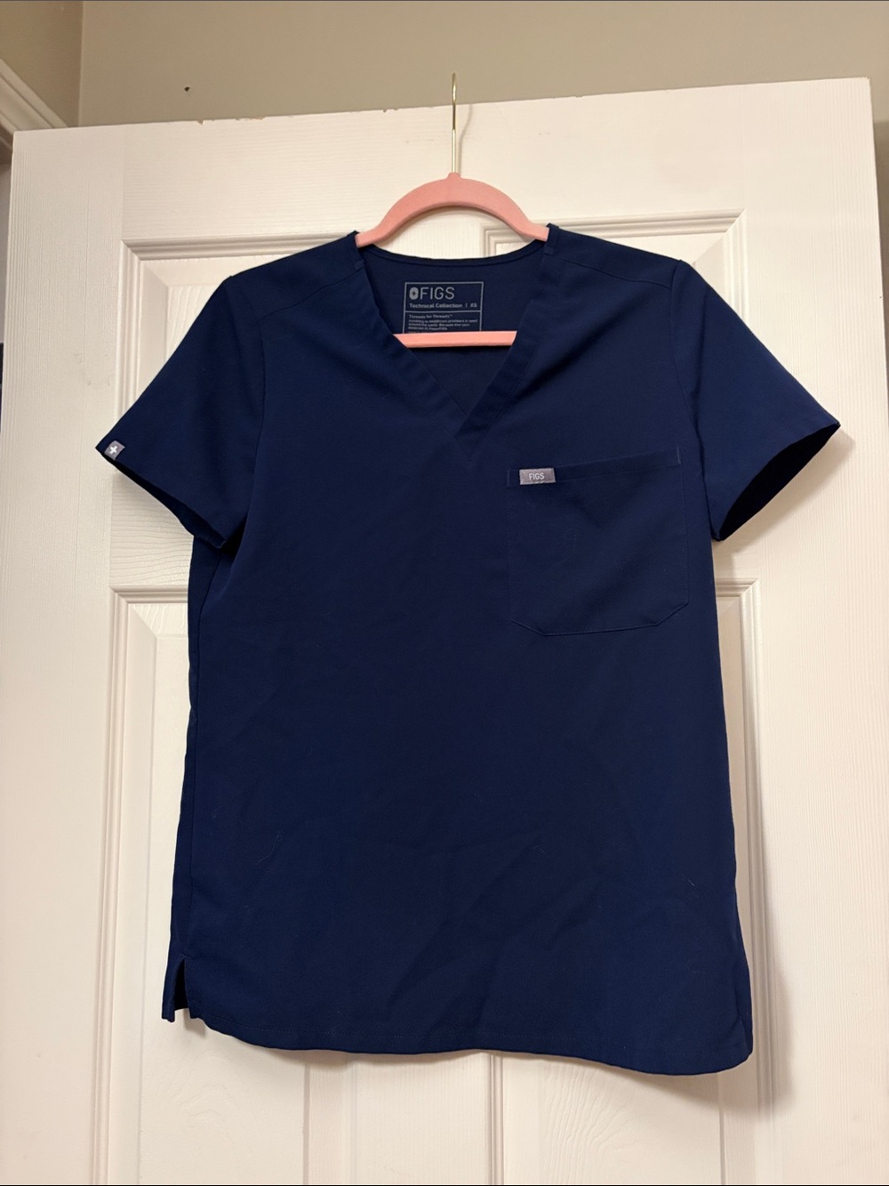 Figs V-Neck Scrub Top - Navy Blue
